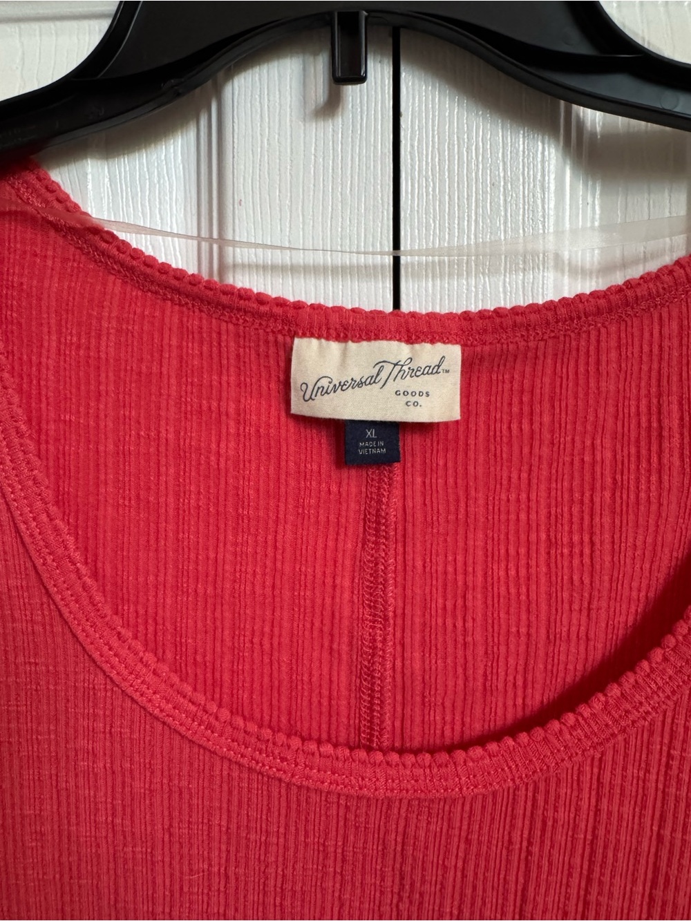 American Threads Scoop Neck Ribbed Tee - Red - Picture 2 of 4